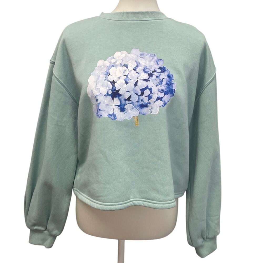 Hand Printed Upcycled Womens Medium Hydrangea Floral Long Sleeve Sweatshirt